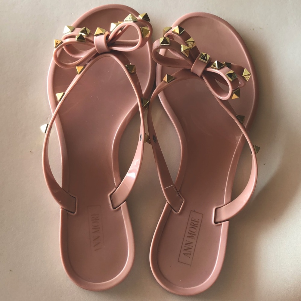 Jelly Flip Flop Style Beige/Tan Sandal Size 10